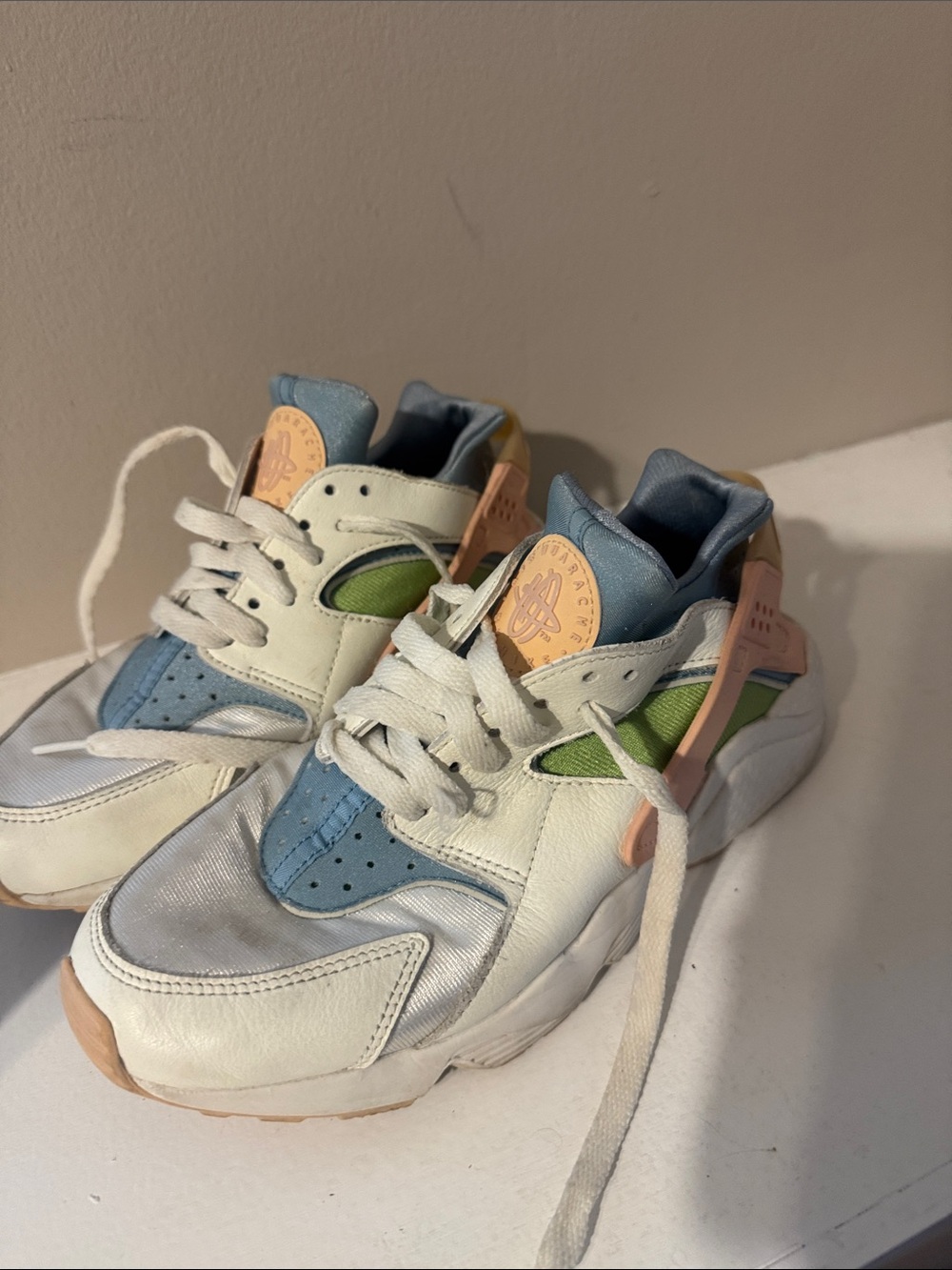 Women’s Nike air hurache